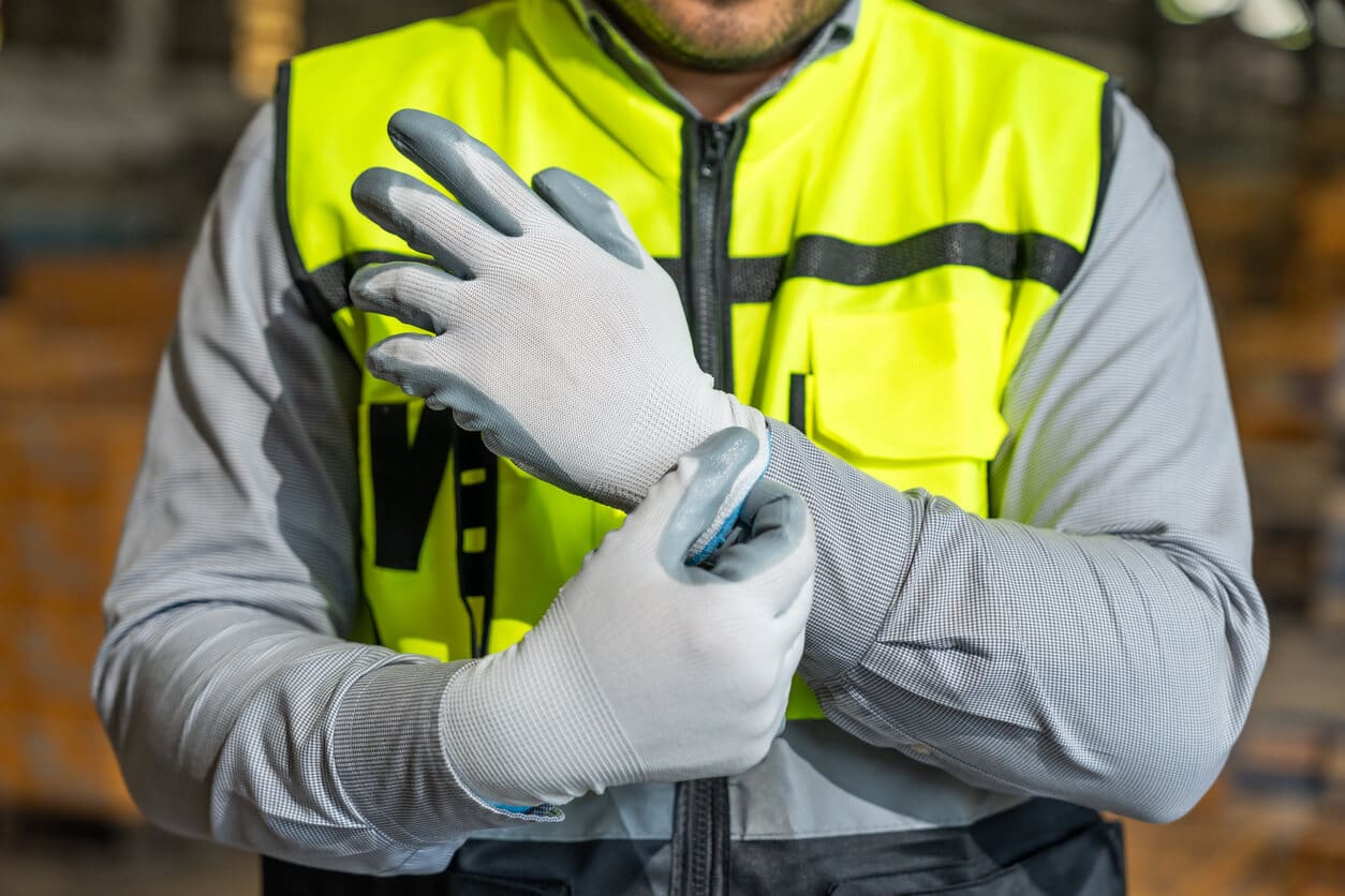 bates-office-workwear-and-ppe-3