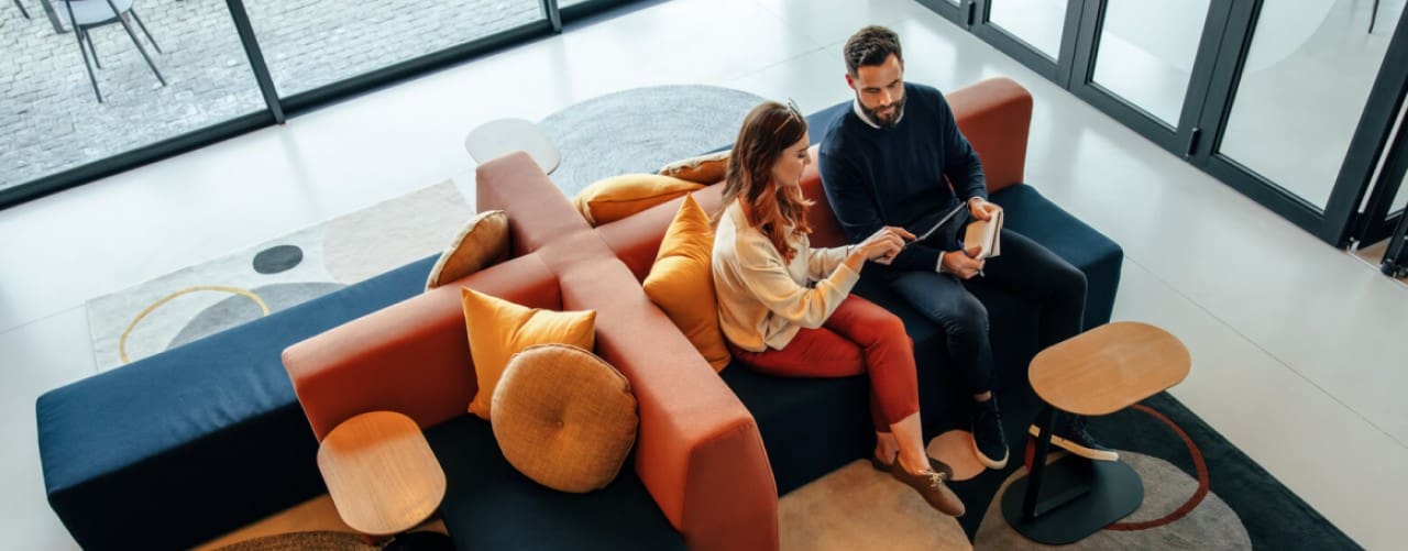 2025-12-17-how-can-the-right-office-furniture-transform-your-workspace